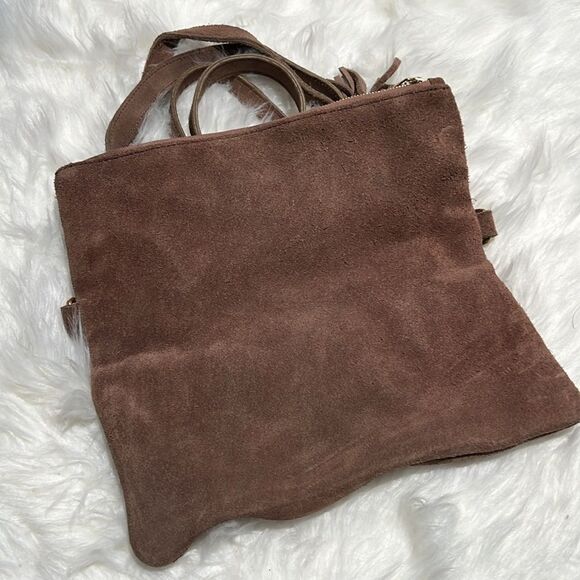 Parker Clay Tan Sued Leather Crossbody Purse B91 - Picture 5 of 8